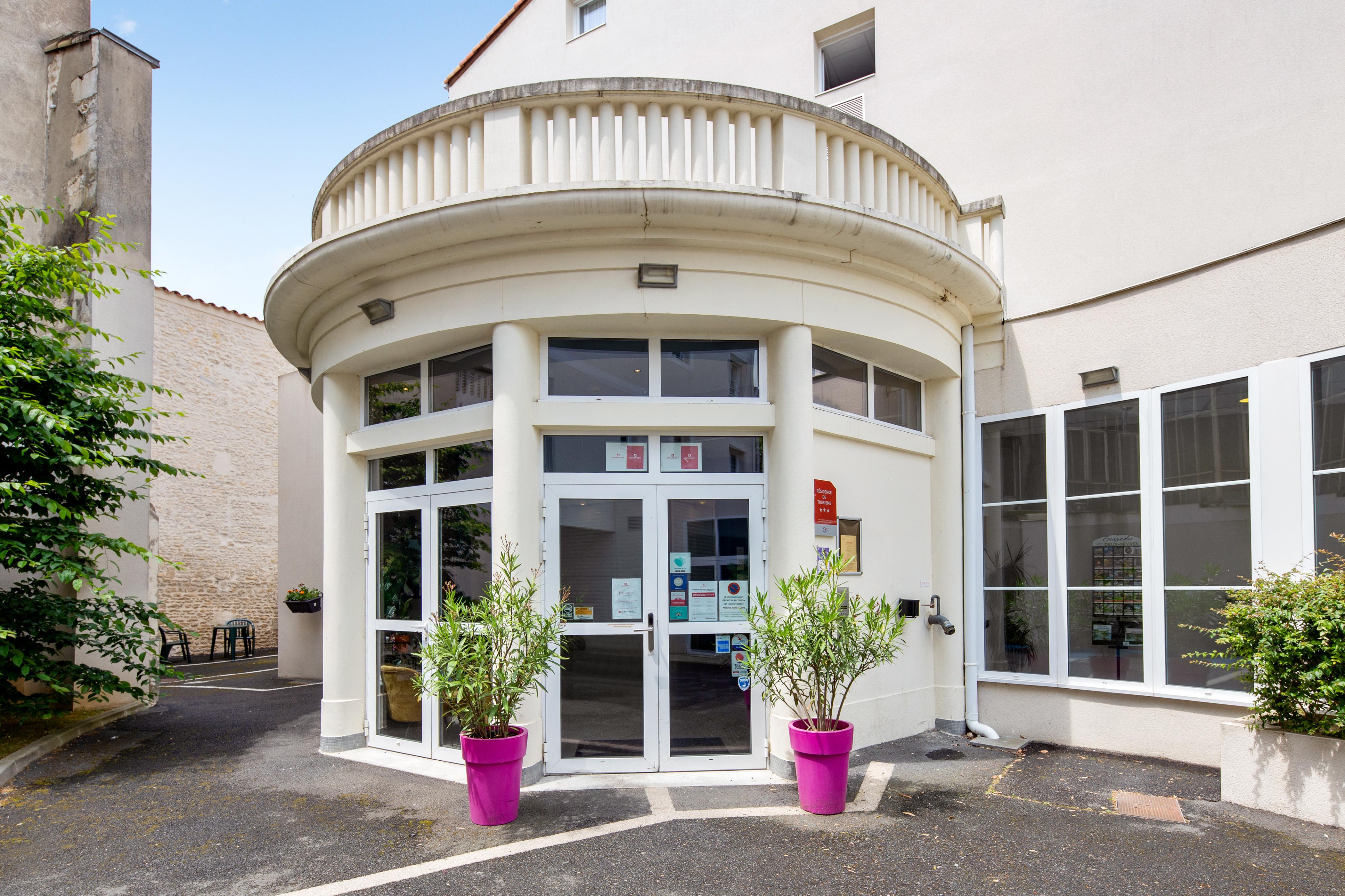 Appart'City Confort Niort Centre Aparthotel Bagian luar foto