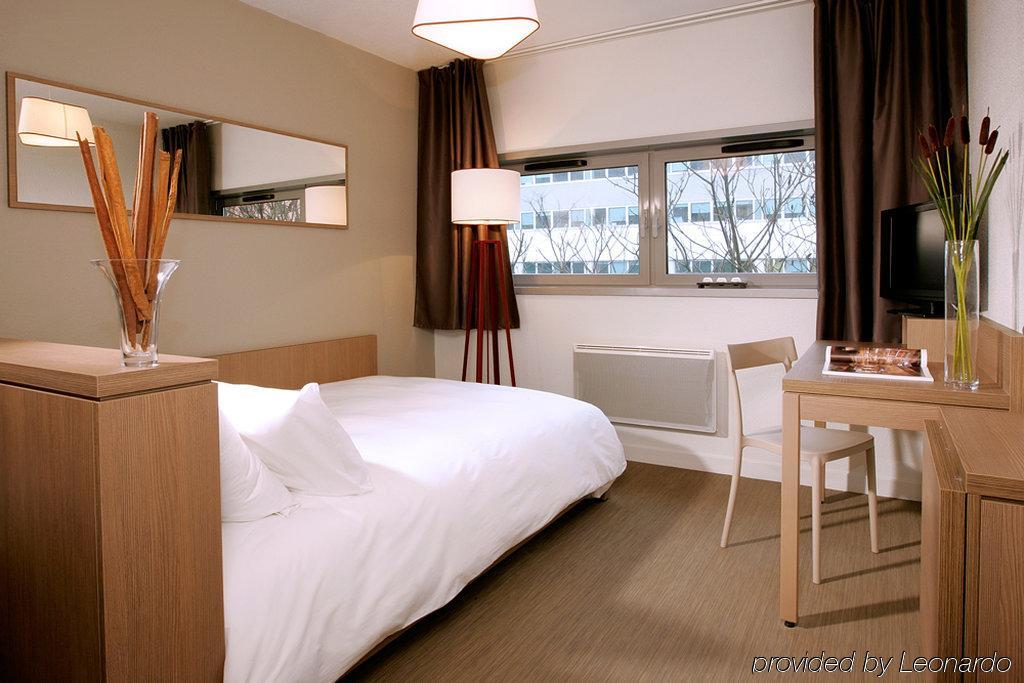 Appart'City Confort Niort Centre Aparthotel Ruang foto